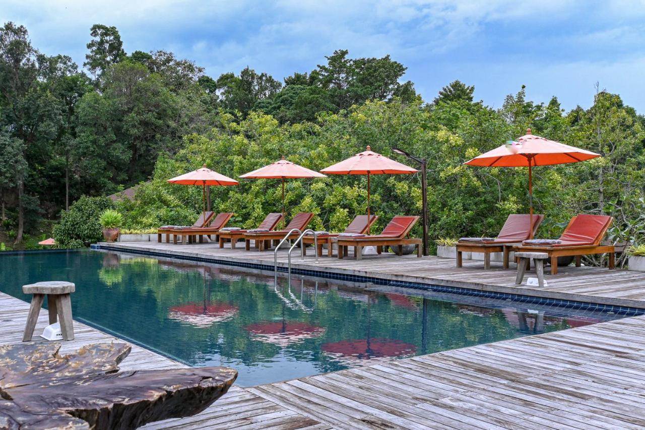 Cascade Tara Hotell Na Mueang Exteriör bild