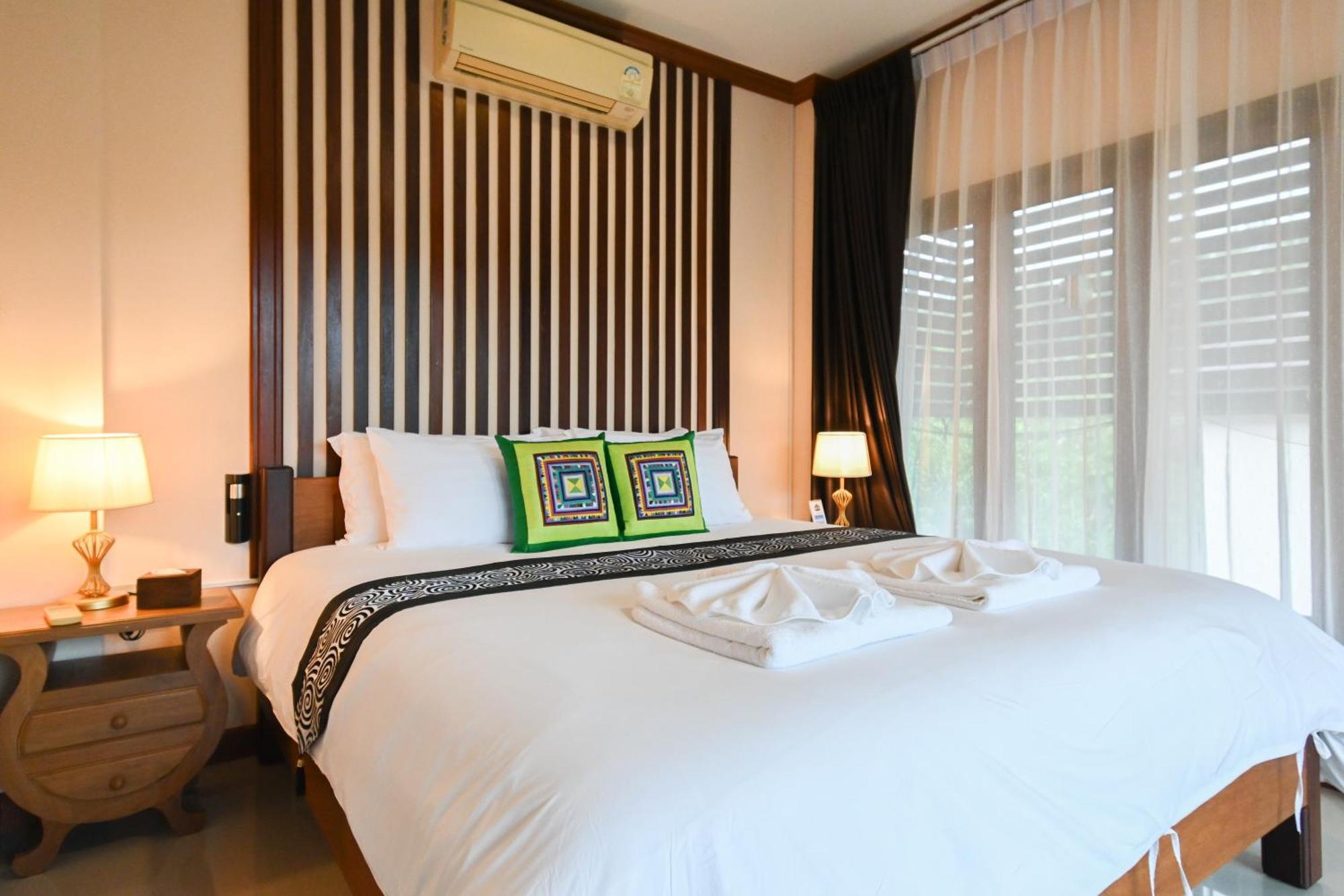 Cascade Tara Hotell Na Mueang Rum bild