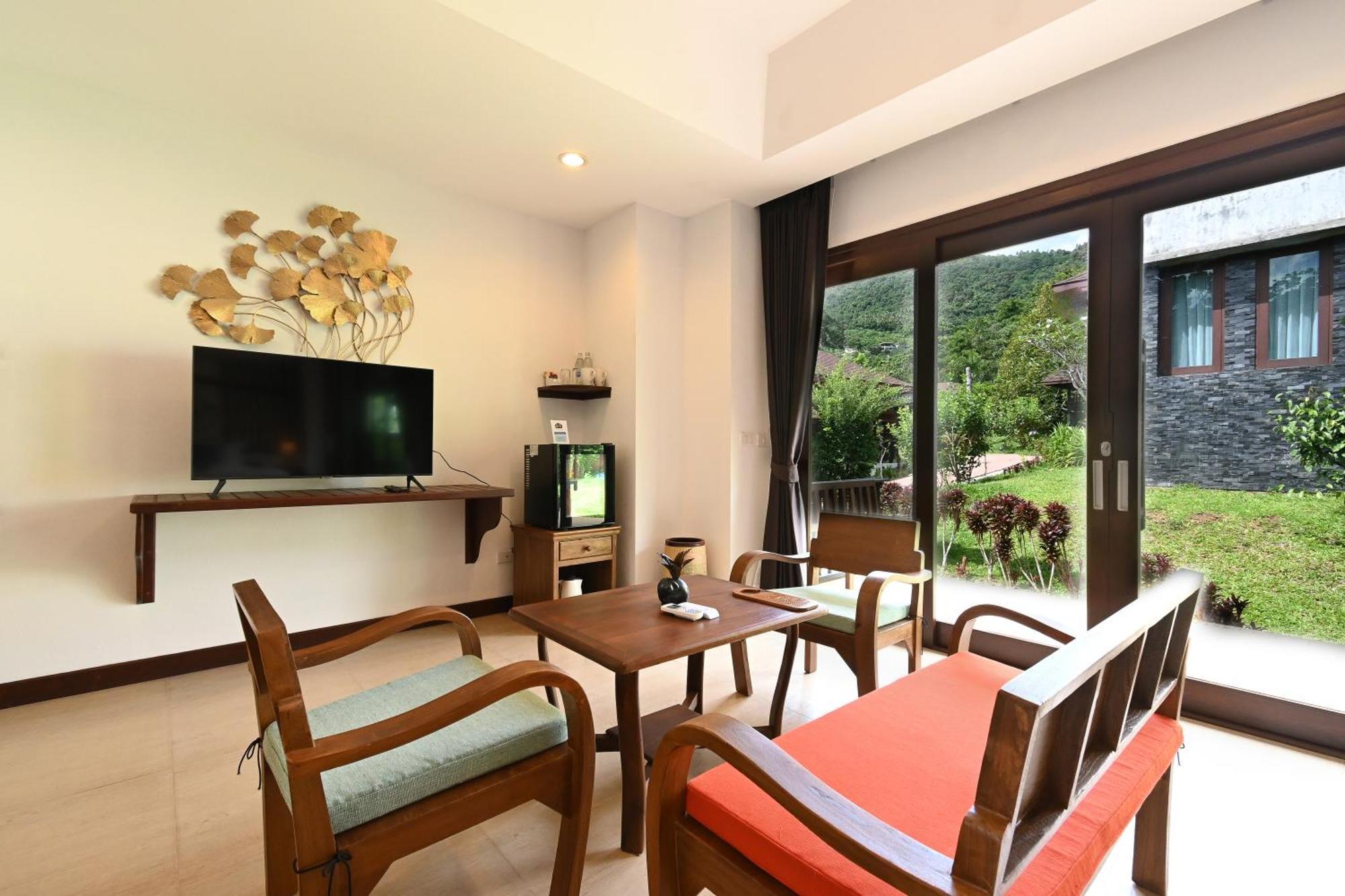 Cascade Tara Hotell Na Mueang Rum bild