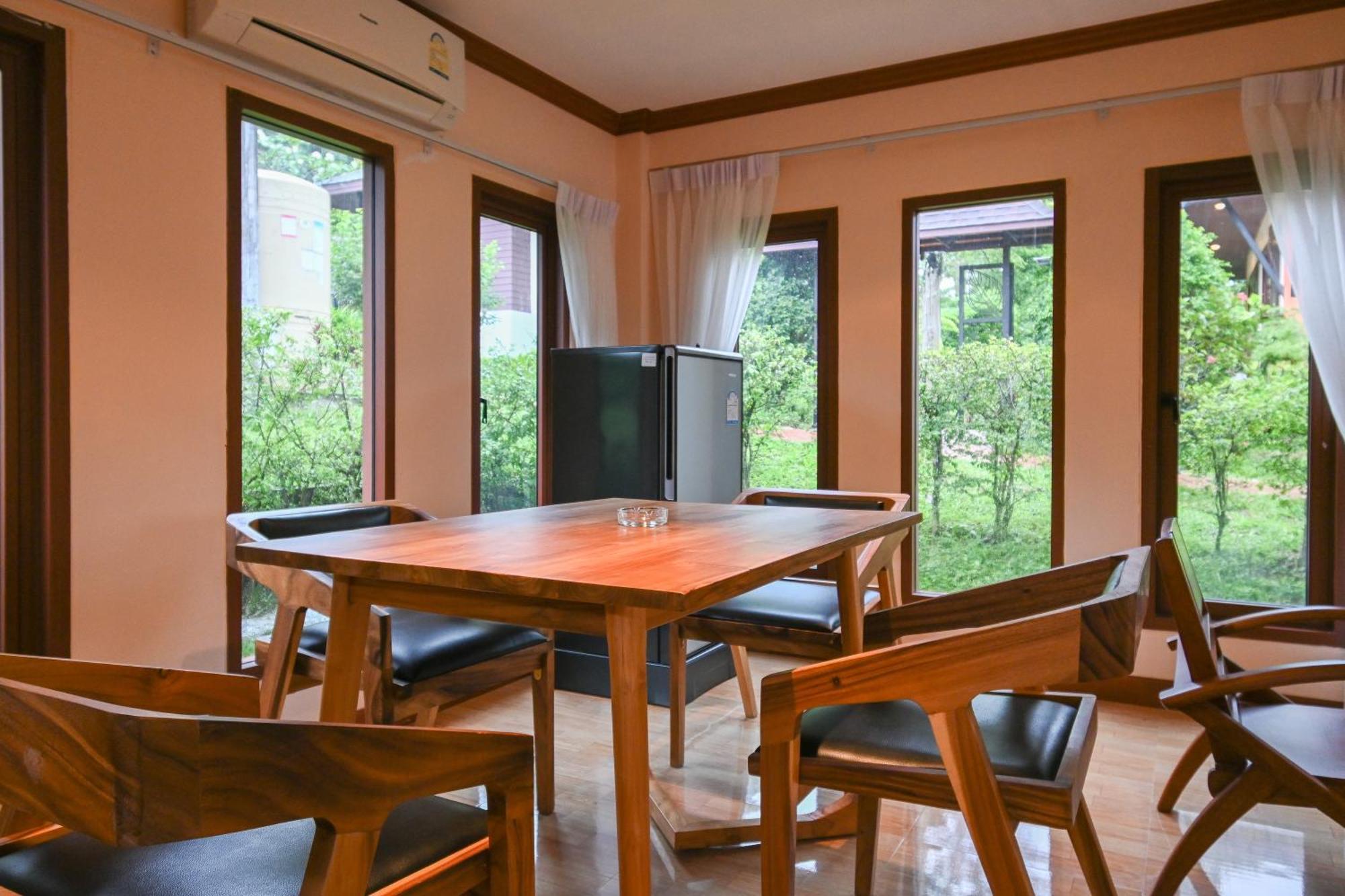 Cascade Tara Hotell Na Mueang Rum bild