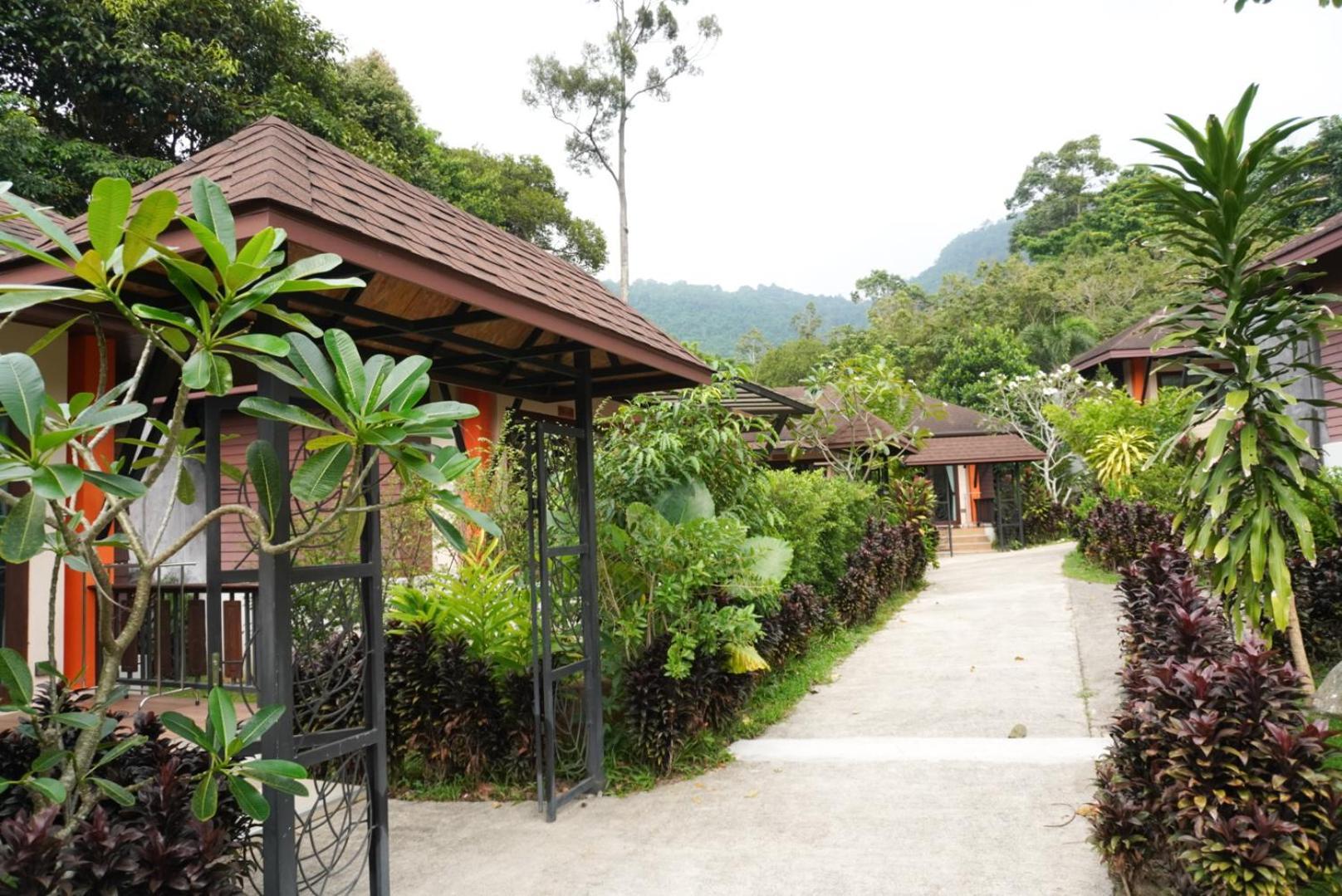 Cascade Tara Hotell Na Mueang Exteriör bild
